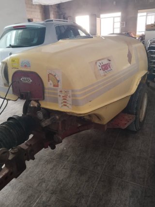 Tractor Fiatagri con turbo y retovator