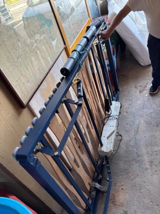 Cama geriátrica articulada motorizada
