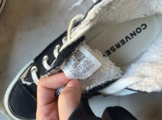 Converse nere con pelliccia, usate 1 volta