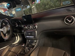 Mercedes-Benz Clase A180