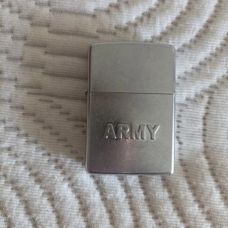 Accendino Zippo argento con incisione ARMY