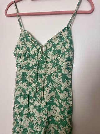 Vestido Mango verde con estampado floral