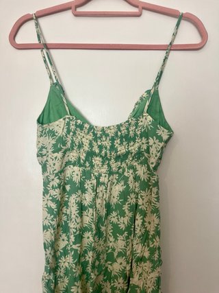 Vestido Mango verde con estampado floral