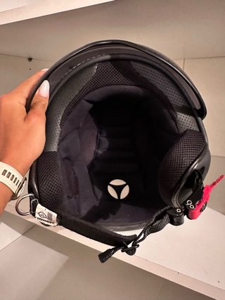 Casco de moto Momo