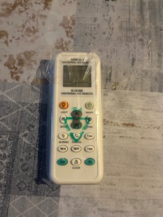 Mando Universal Aire Acondicionado K-1028E