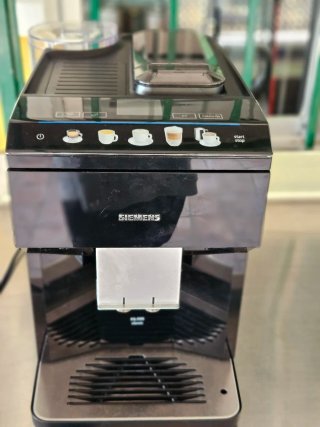 Cafetera Siemens EQ.500 Classic Negra