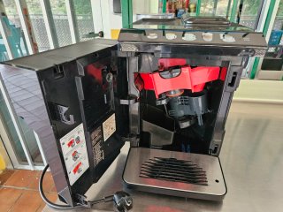 Cafetera Siemens EQ.500 Classic Negra