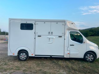 🐴 RENAULT ECOSTAR AMELINE · 170 CV · AUTOMÁTICA ·