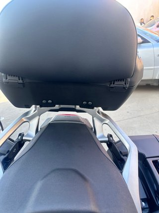 Honda X-ADV 750cc A 15.800 km Extras