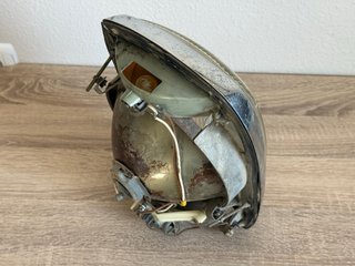 Faro Mercedes W114
