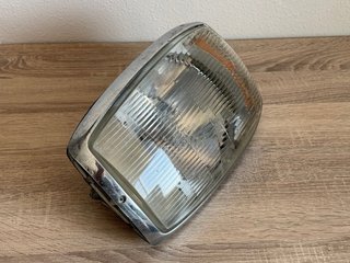 Faro Mercedes W114