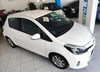 Toyota Yaris 5p Híbrido Active
