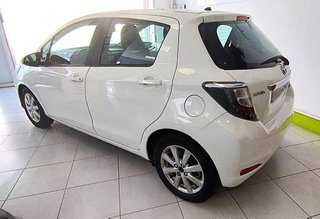Toyota Yaris 5p Híbrido Active