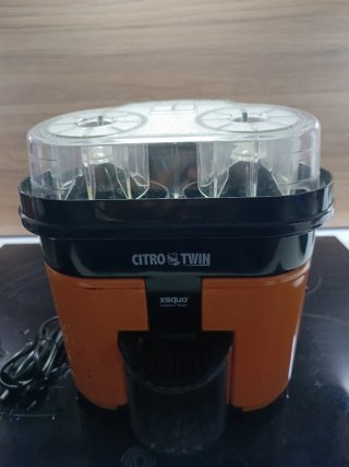 Exprimidor doble CITRO TWIN