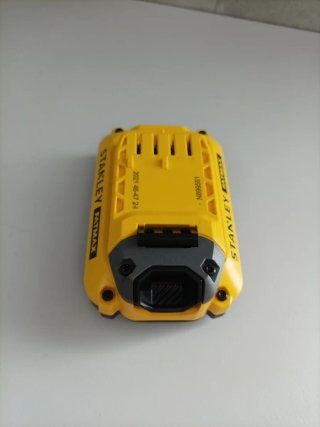 Batería Stanley Fatmax V20 2.0Ah SFMCB202-XJ