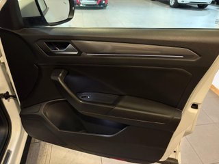 Volkswagen T-Roc 2.0 TDI RLine 150cv