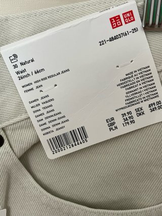 Pantalón Vaquero Uniqlo Recto Tiro Medio Beige Tal