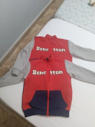 Sudadera Benetton cremallera 4-5 años