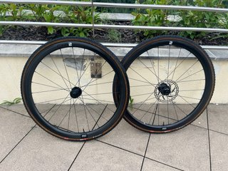 Giant CXR 2 Carbon Disc Tubeless