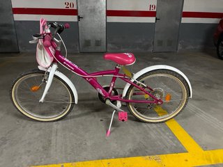 Bicicleta niña rosa con marchas