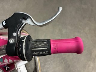 Bicicleta niña rosa con marchas