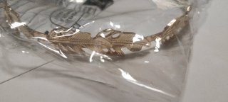 2 diademas doradas con diseño de hojas