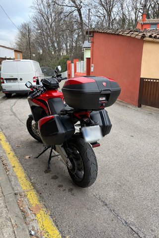 Ducati Multistrada 1260 Enduro Roja y Blanca