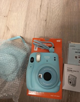 Cámara instantánea Fujifilm Instax Mini 11