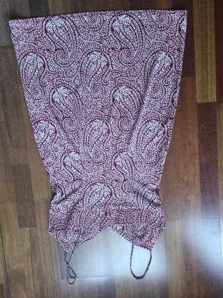 Vestido estampado paisley rojo y blanco