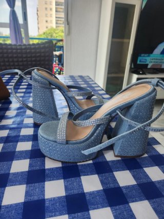 Sandalias Arezzo Talla 38 EUR