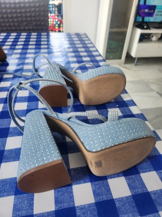 Sandalias Arezzo Talla 38 EUR