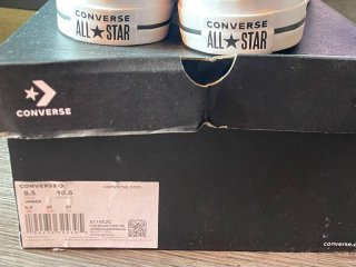 Converse Azules y Blancos