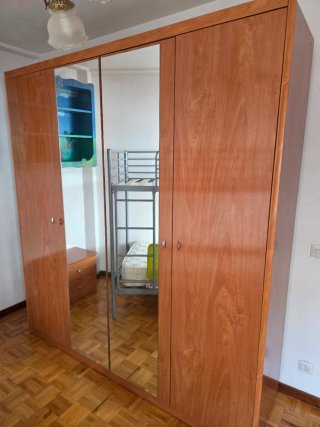 Armario 4 puertas madera con espejos