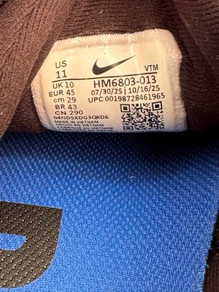 Nike Vomero 18 Black/GameRoyal HM6803-013 Talla 45
