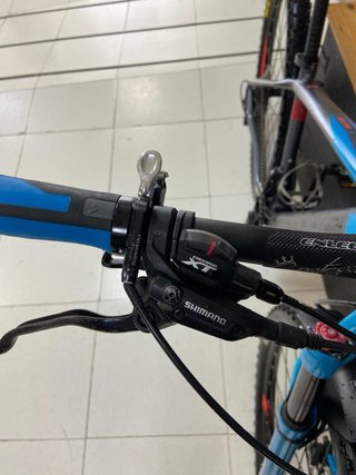 Bicicleta Cube carbono Talla M