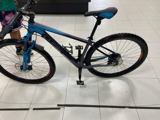 Bicicleta Cube carbono Talla M