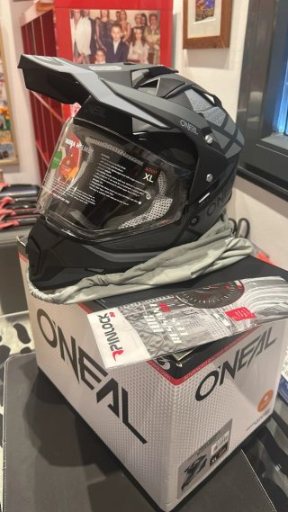 Casco O'Neal Sierra R Talla XL Negro/Gris