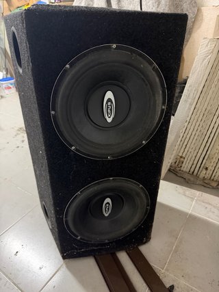 Caja de subwoofer KIPUS doble