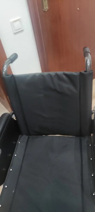 Silla de ruedas autopropulsada Nueva nunca usada