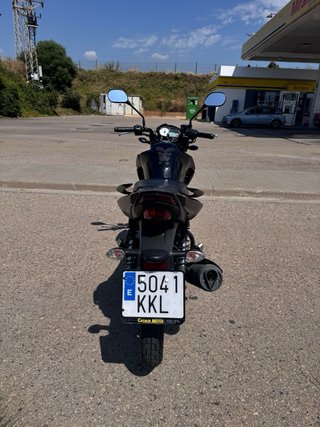 Yamaha YS125 Negra