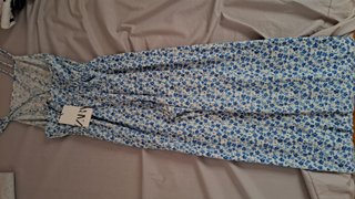 Mono Zara floral azul talla 12-13