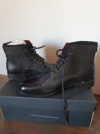 Botas Levi's Negras
