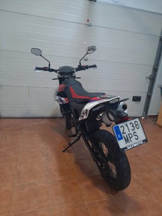 Aprilia Supermoto Moto