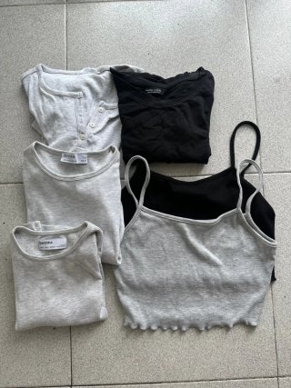 Lote 4 Camisetas Bershka Manga Corta y Tirantes