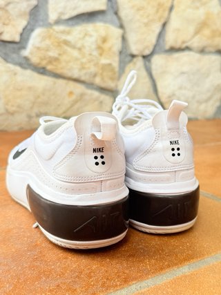 Zapatilla Nike Air Max Mujer Blanca Negra