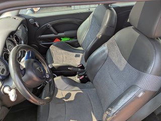 MINI Cooper 2004