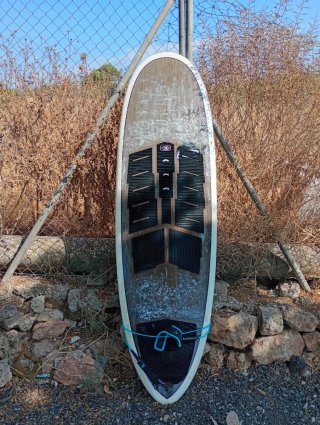 Tabla de surf MB 6'4 221 Lt