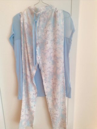 Pijama mujer floral azul y rosa