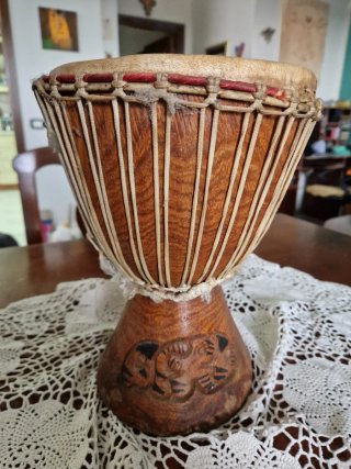 Tamburo africano in legno