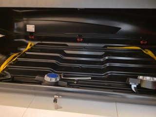 Cafre coche Norauto Bermuda 4500